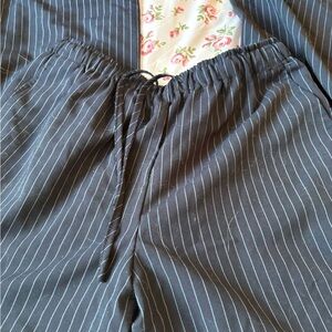 2/35$🍓⭐️ Urban planet Pinstripe Gray Drawstring Pants